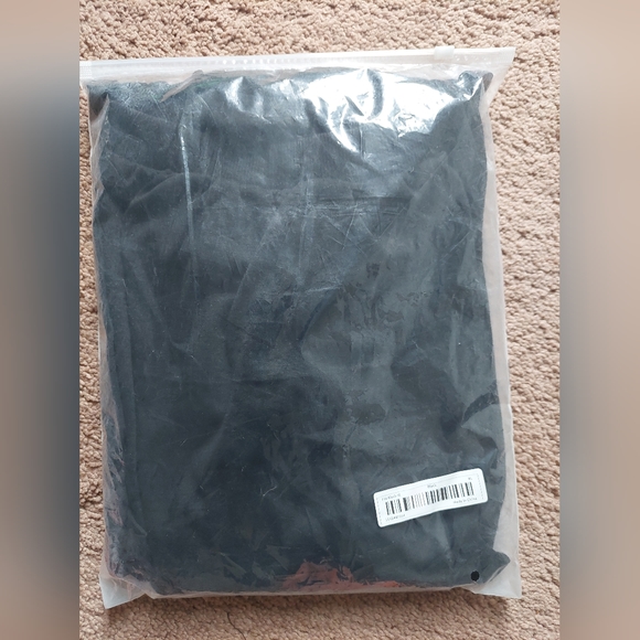 One piece - Picture 4 of 4